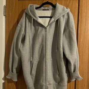 Brandy Melville (John Galt) Christy Oversized Zipup in Grey